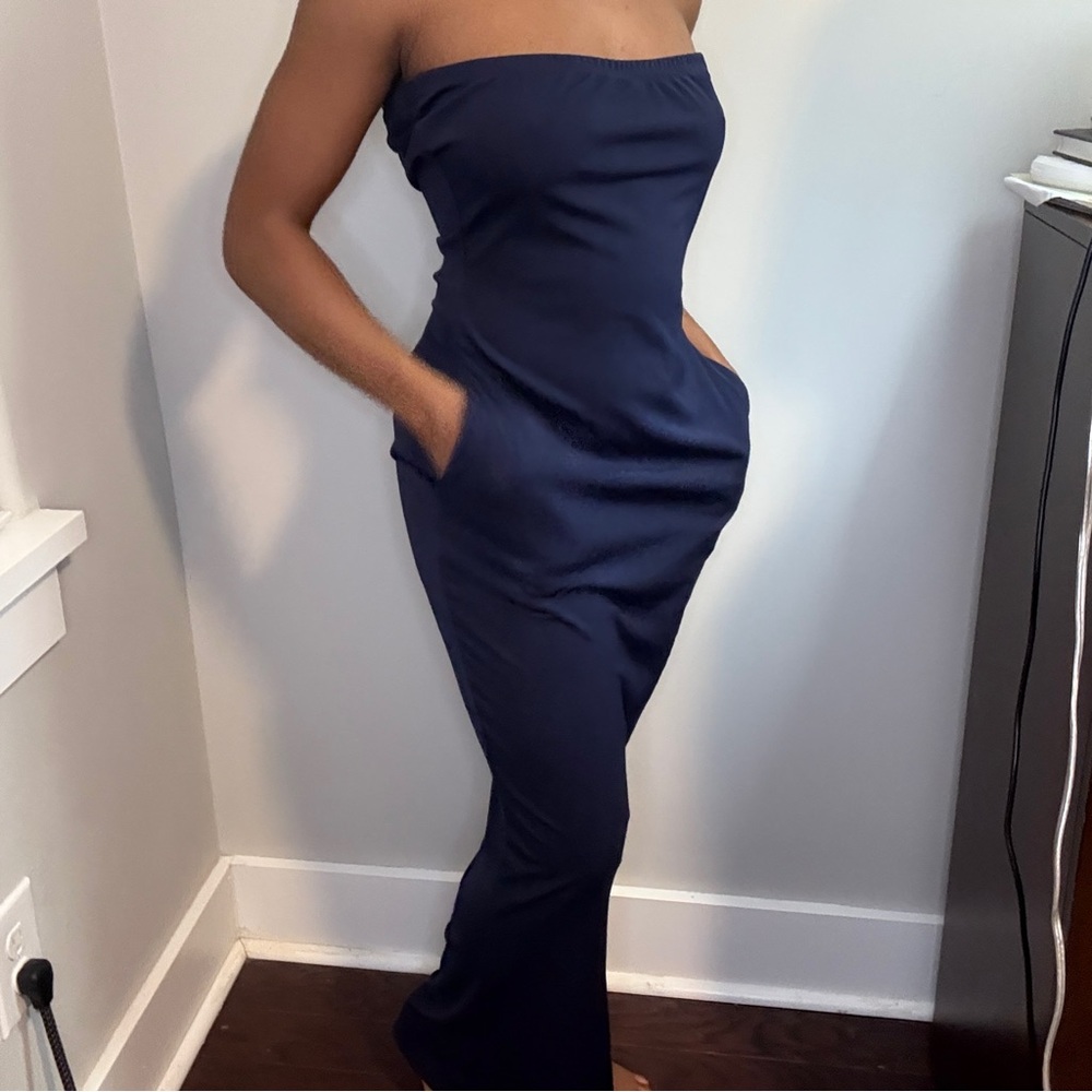 Elegant Navy Blue Maxi Dress with pockets